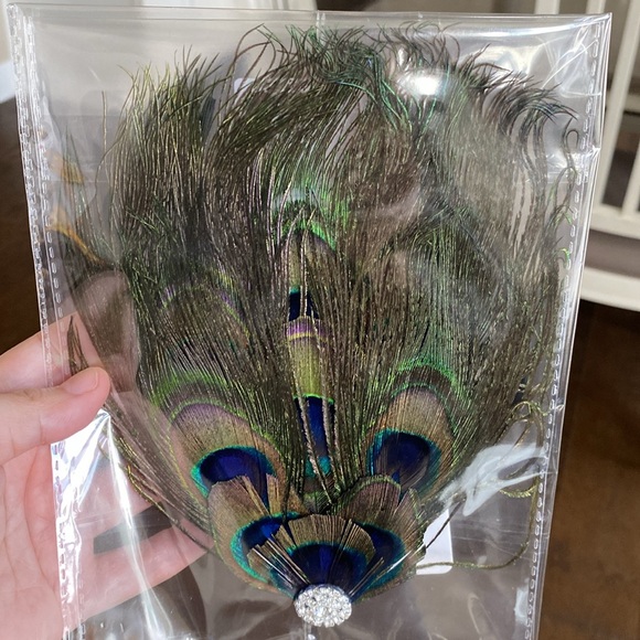 NWT peacock feather hair accessory - Picture 4 of 5